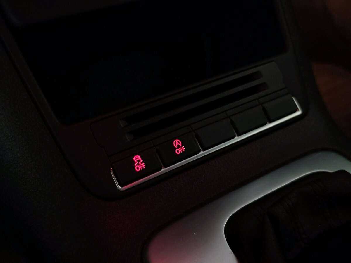 Volkswagen Tiguan, 2013 Фото №13