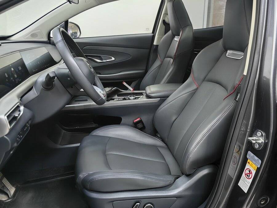 Changan UNI-T, 2023 Фото №6