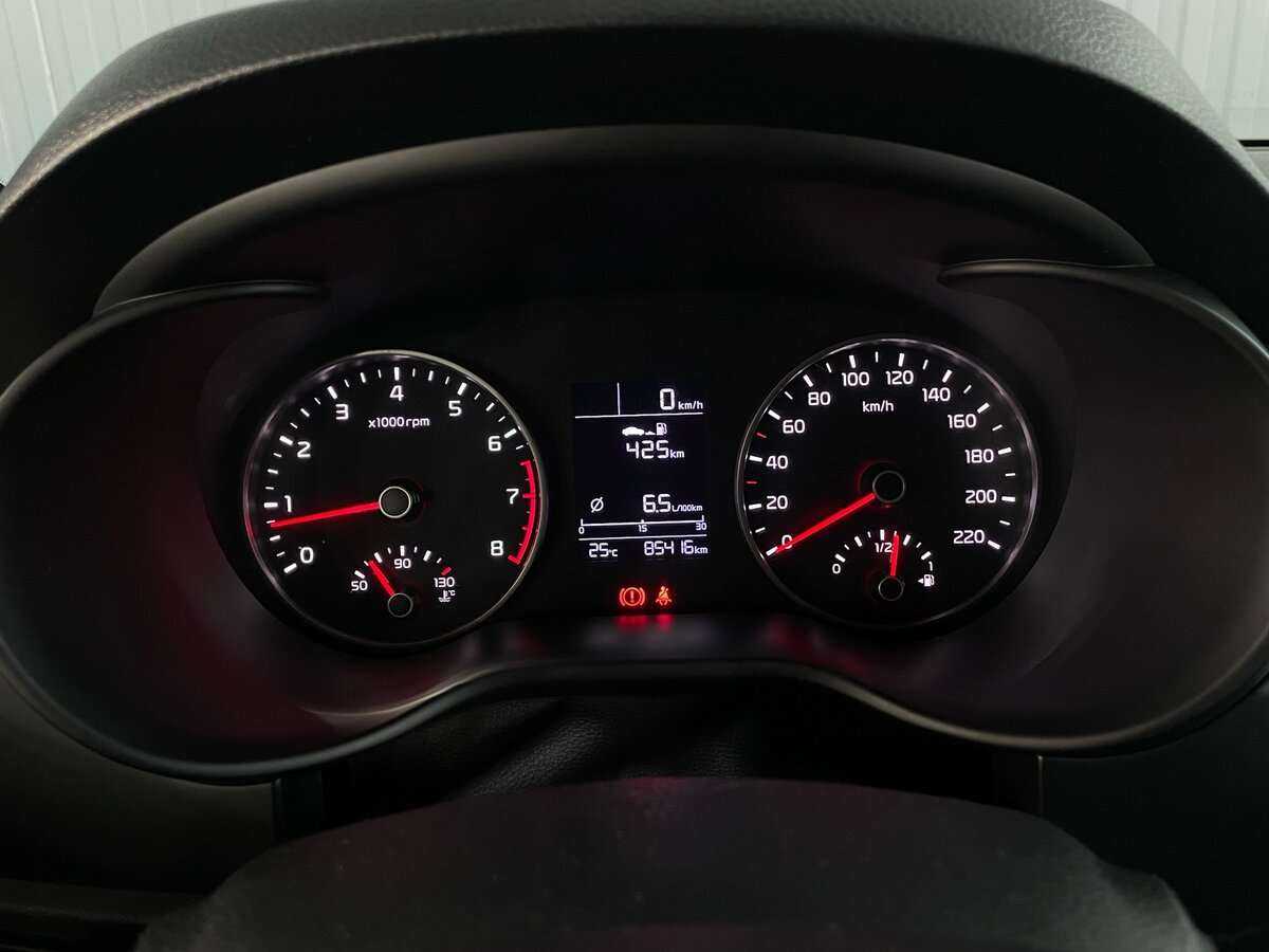 Kia Rio X-Line, 2018 Фото №11