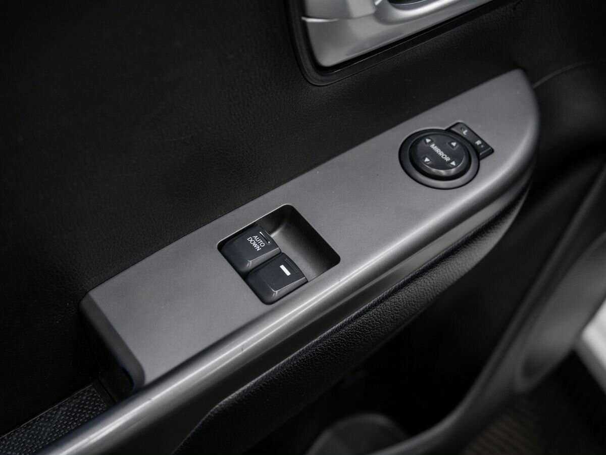 Kia Rio, 2017 Фото №15