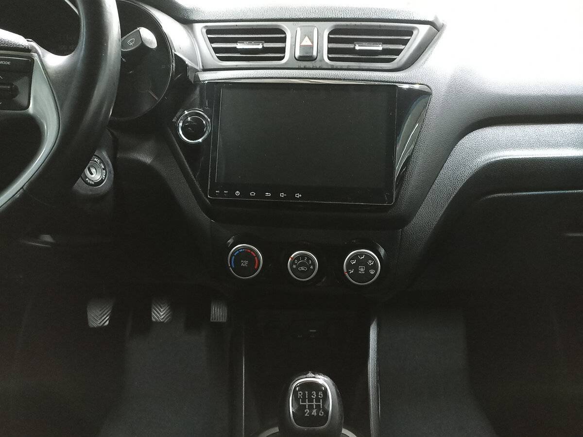 Kia Rio, 2016 Фото №14