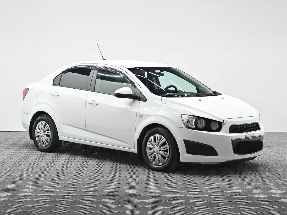 Chevrolet Aveo, 2012 Фото №2