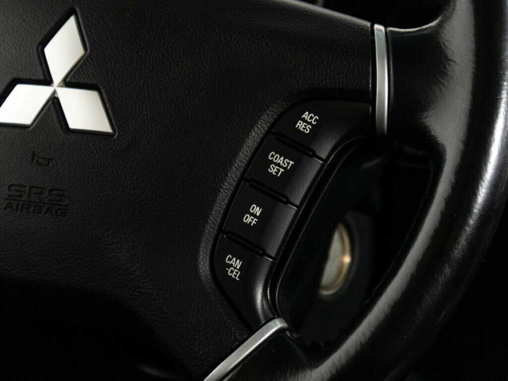 Mitsubishi Pajero, 2014 Фото №19