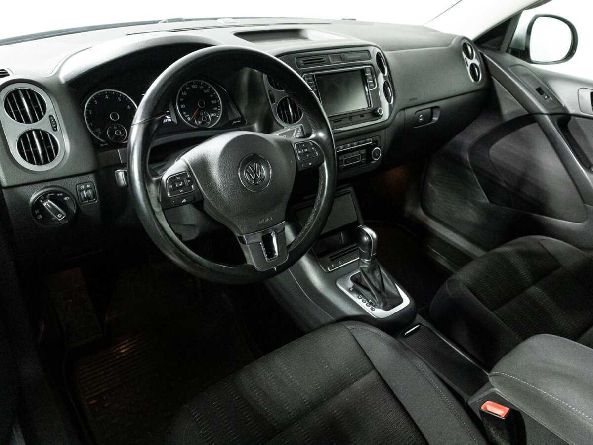 Volkswagen Tiguan, 2015 Фото №11