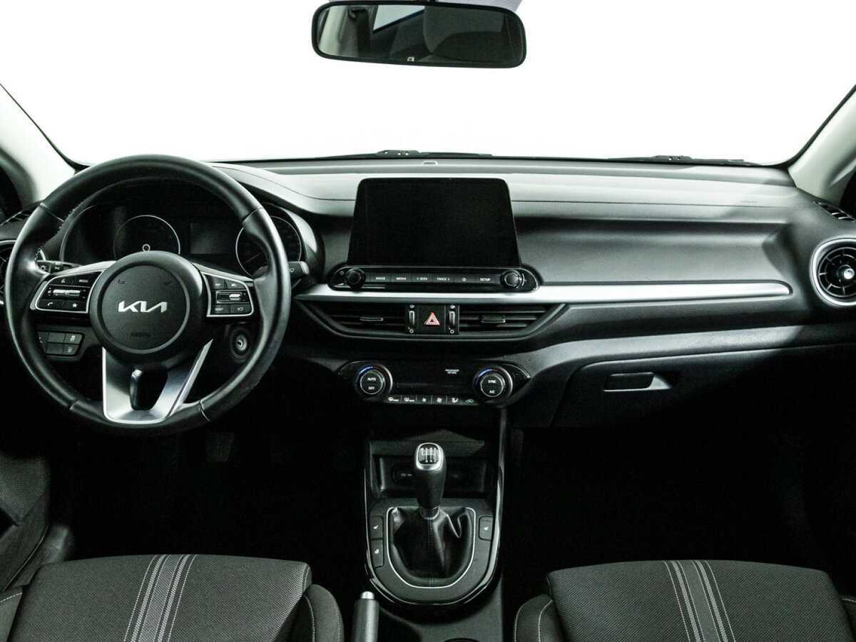 Kia Cerato, 2022 Фото №13