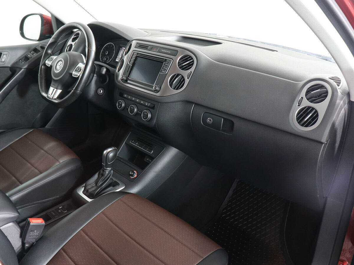 Volkswagen Tiguan, 2016 Фото №10