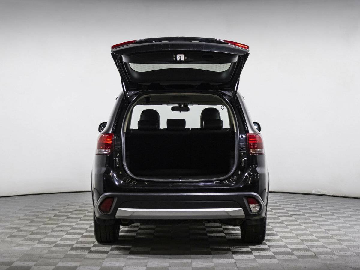 Mitsubishi Outlander III Рестайлинг 2, 2015 Фото №17