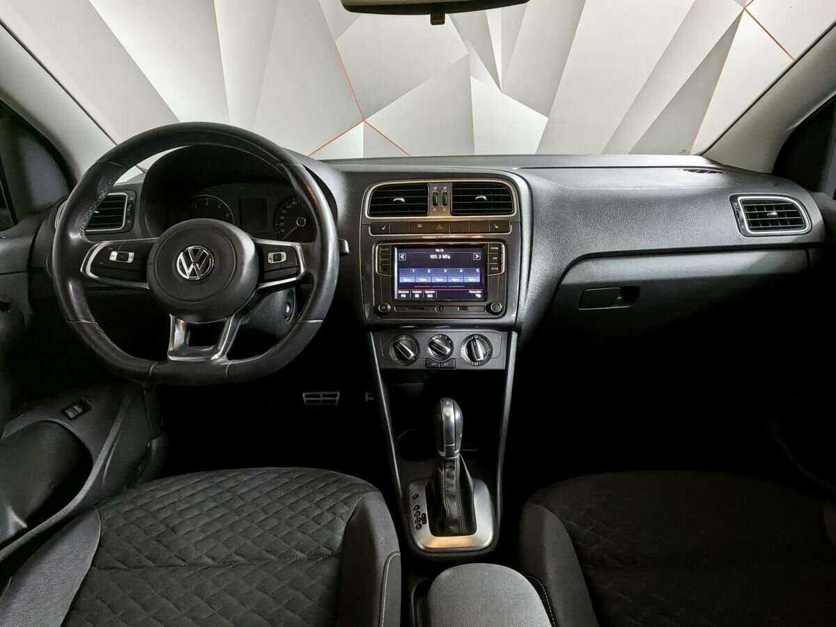 Volkswagen Polo, 2018 Фото №10