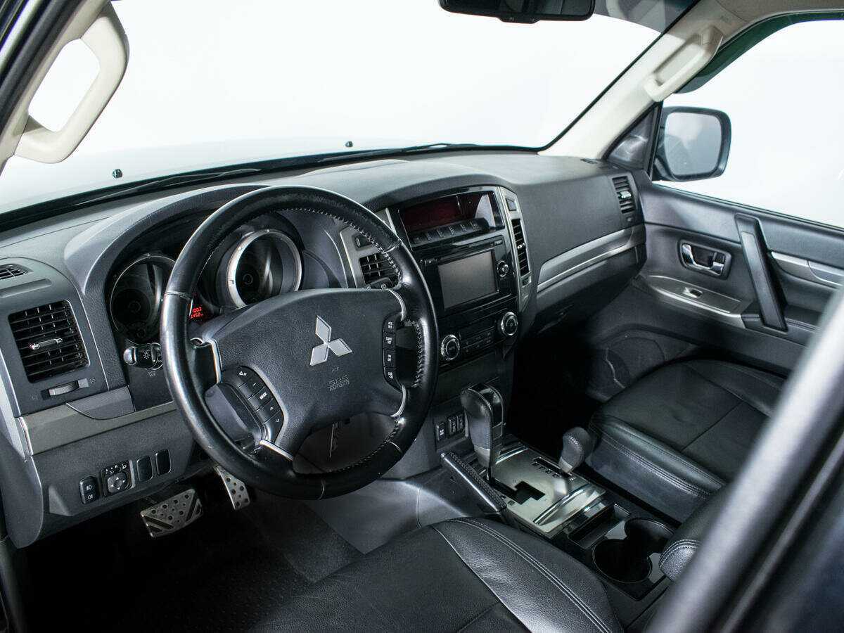 Mitsubishi Pajero, 2014 Фото №10