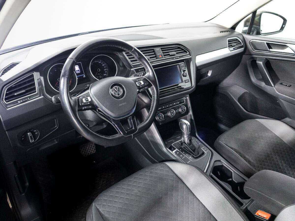 Volkswagen Tiguan, 2017 Фото №11