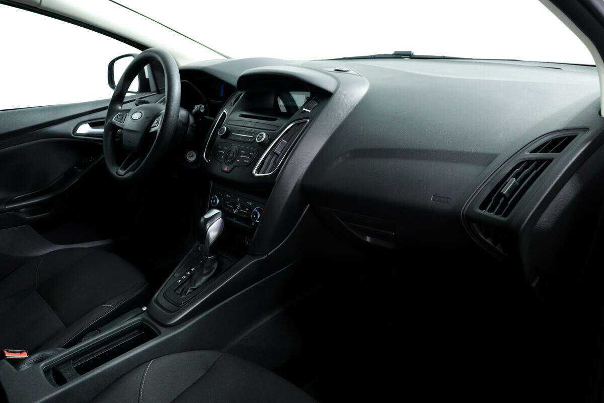 Ford Focus, 2018 Фото №9