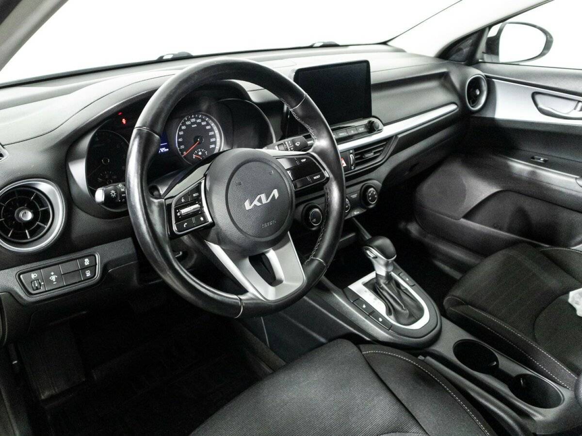 Kia Cerato, 2021 Фото №11