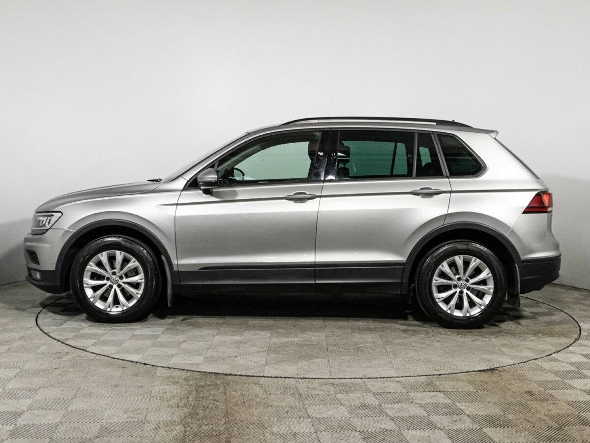Volkswagen Tiguan, 2019 Фото №8