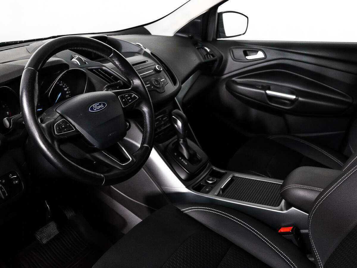 Ford Kuga, 2017 Фото №9