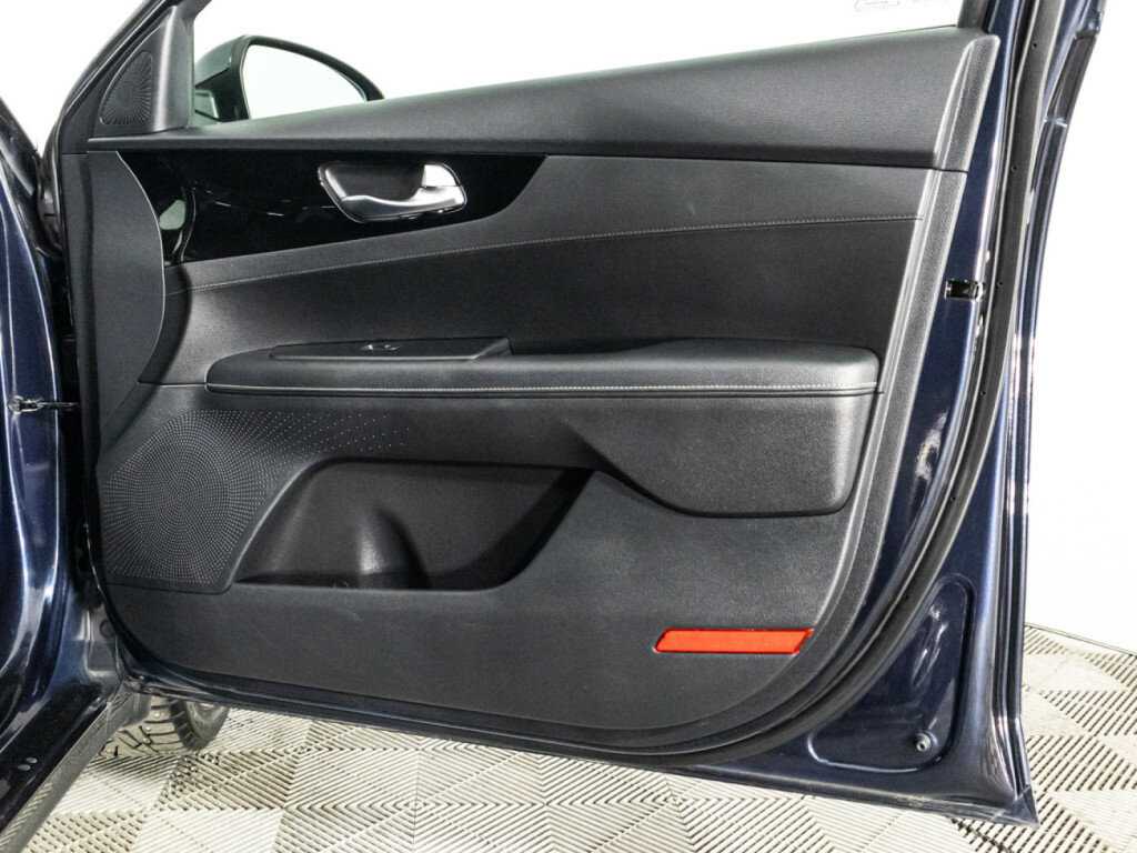 Kia Cerato, 2021 Фото №30