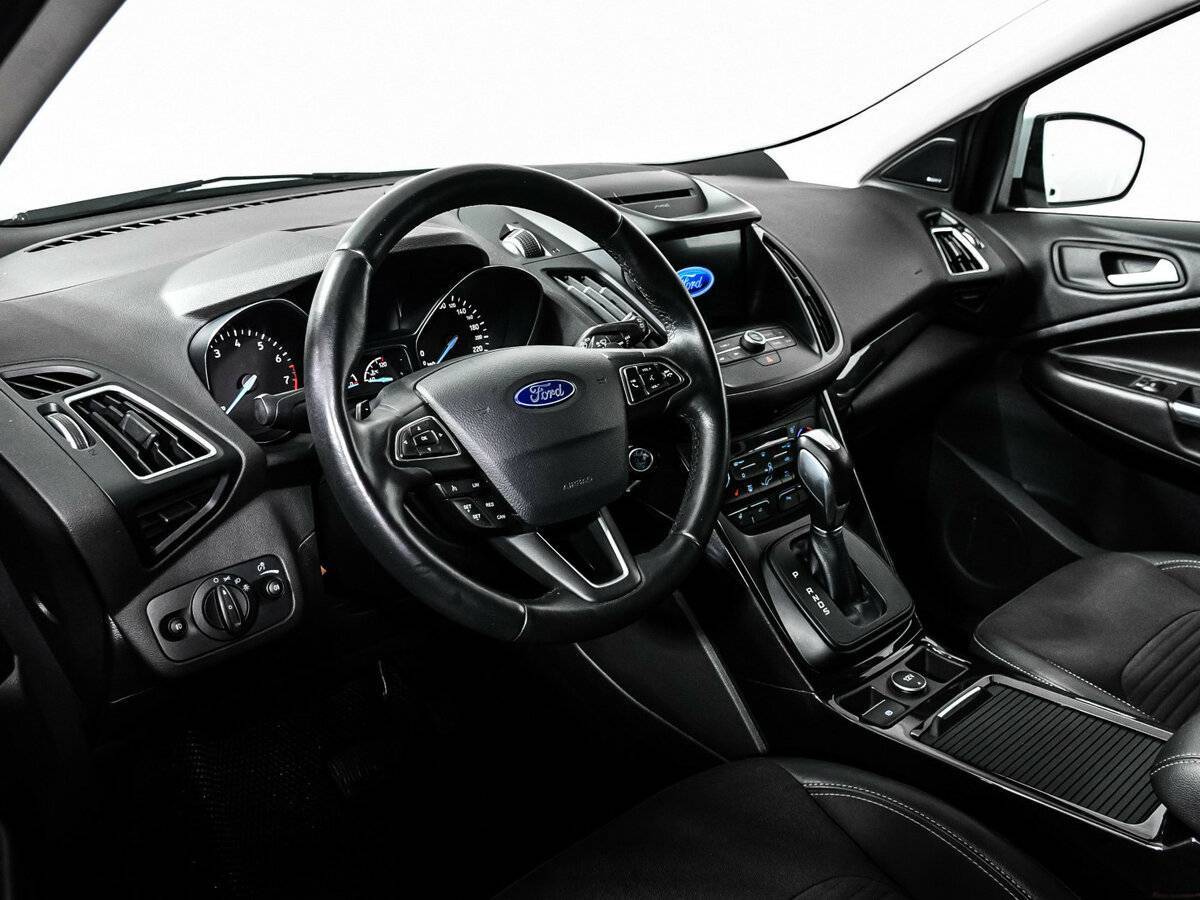 Ford Kuga, 2017 Фото №13