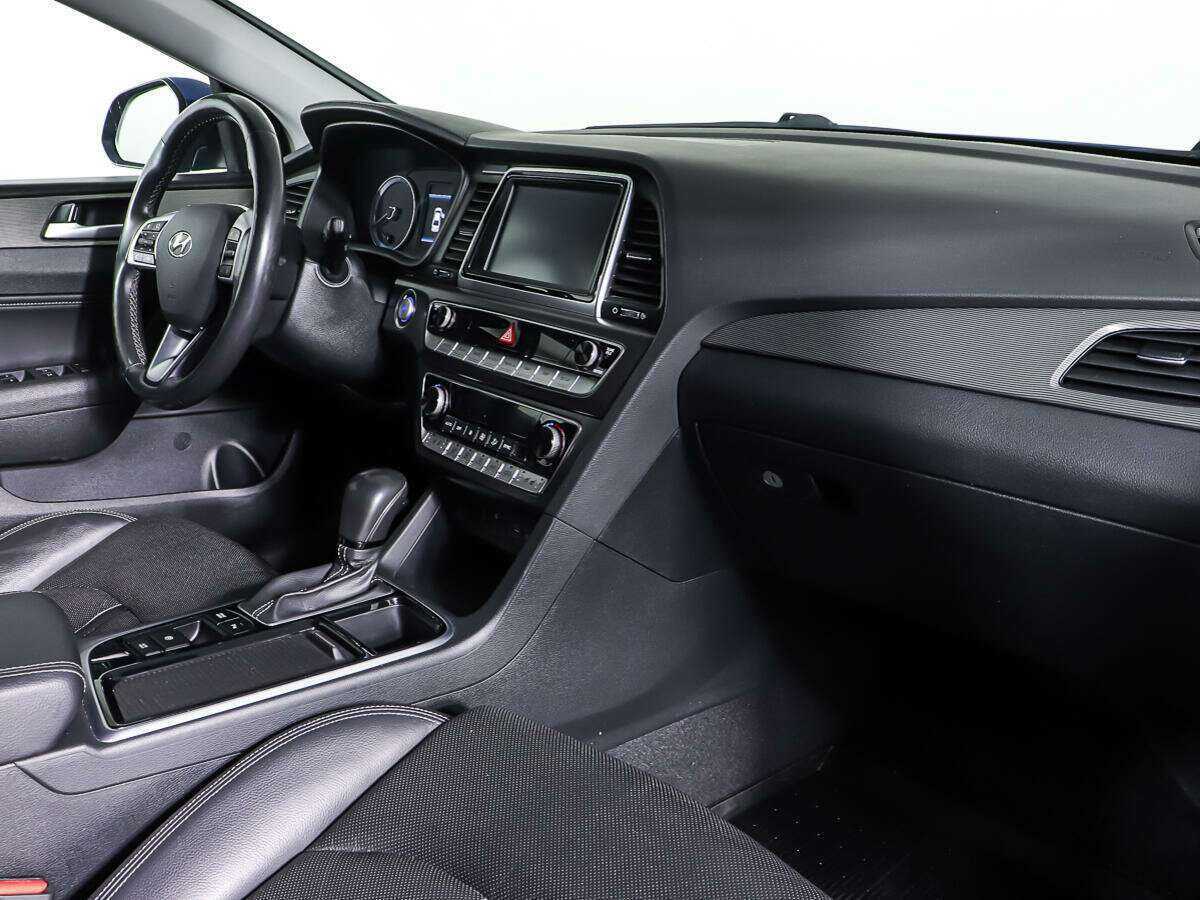 Hyundai Sonata, 2018 Фото №9