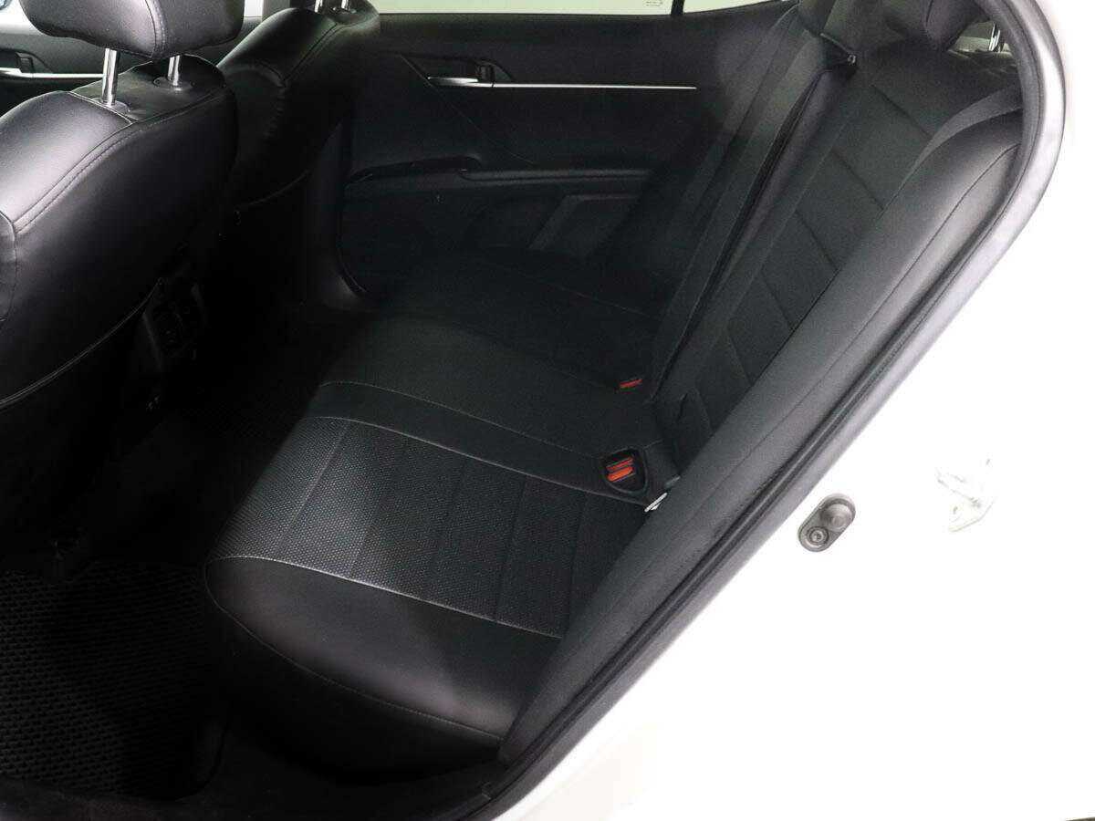 Toyota Camry, 2020 Фото №8