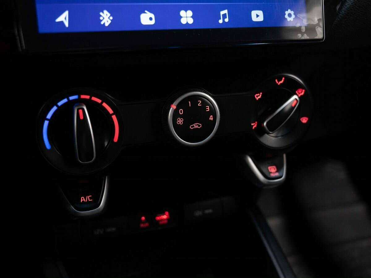 Kia Rio, 2018 Фото №21