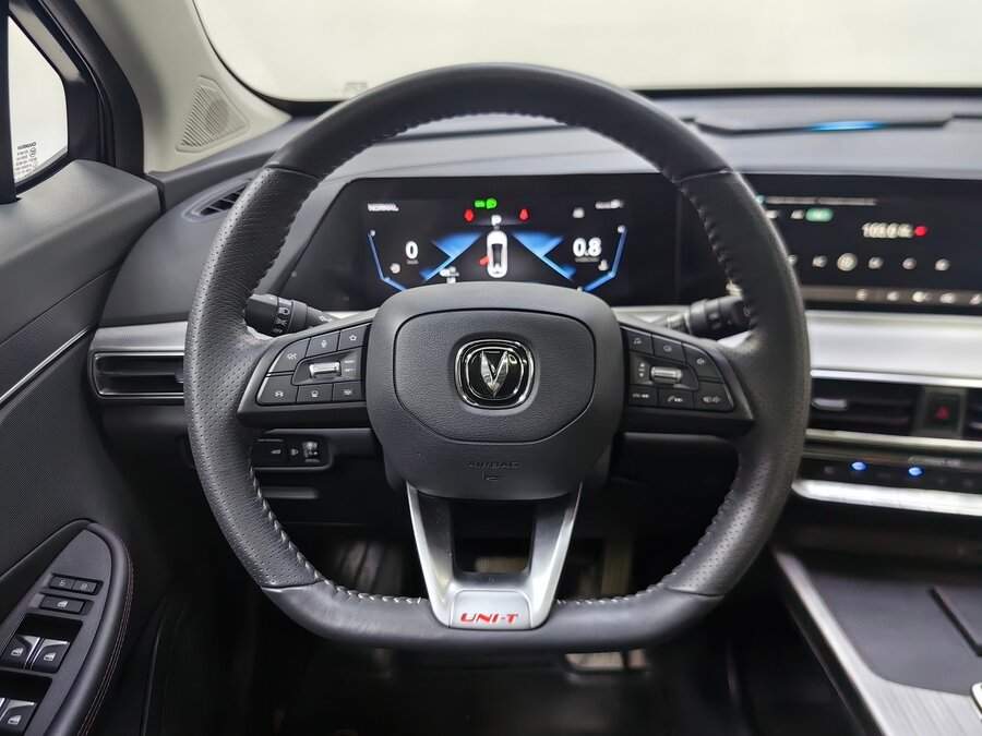 Changan UNI-T, 2023 Фото №11