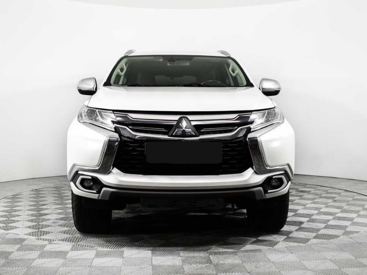 Mitsubishi Pajero Sport, 2018 Фото №2