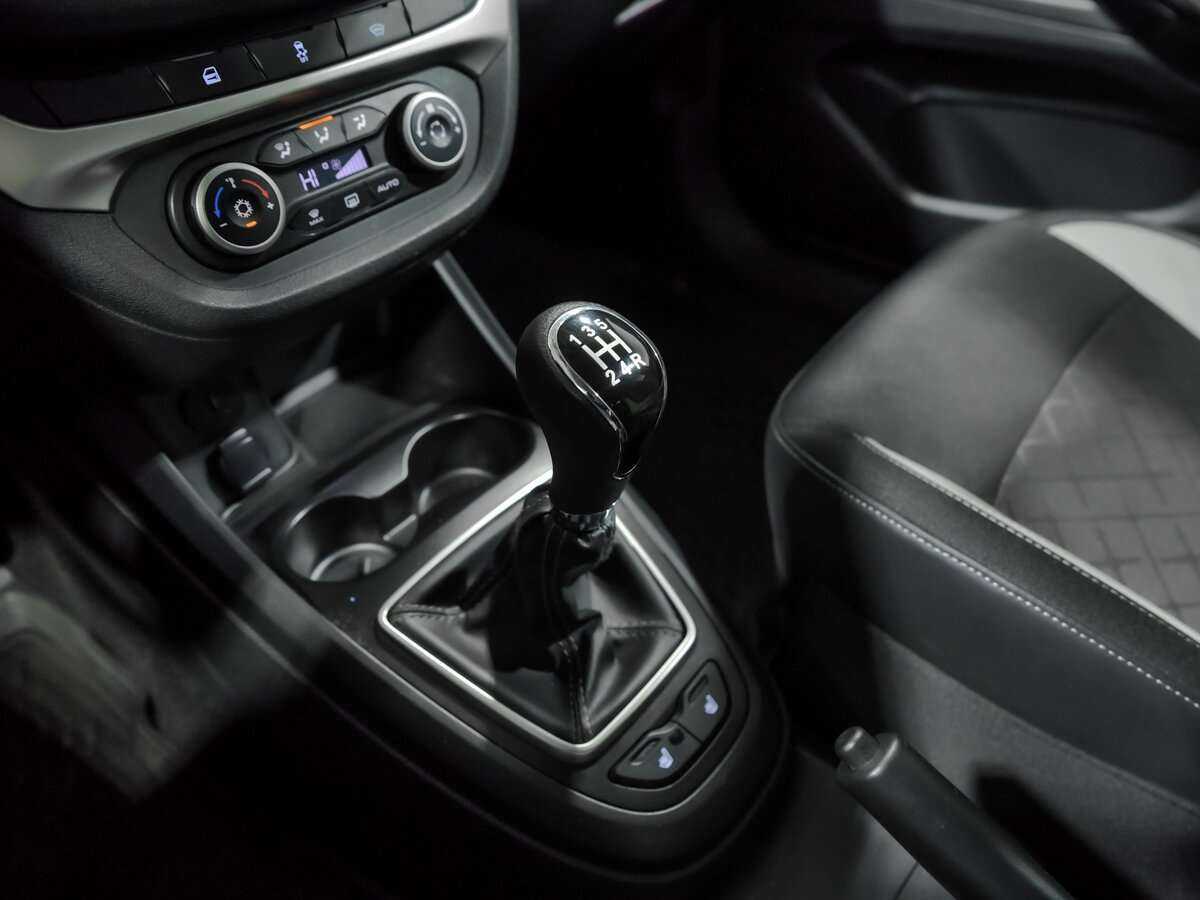 Lada (ВАЗ) Vesta SW, 2021 Фото №13