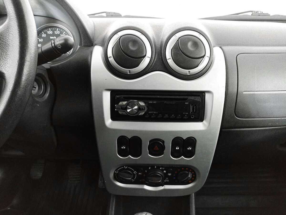 Renault Sandero Stepway, 2012 Фото №13