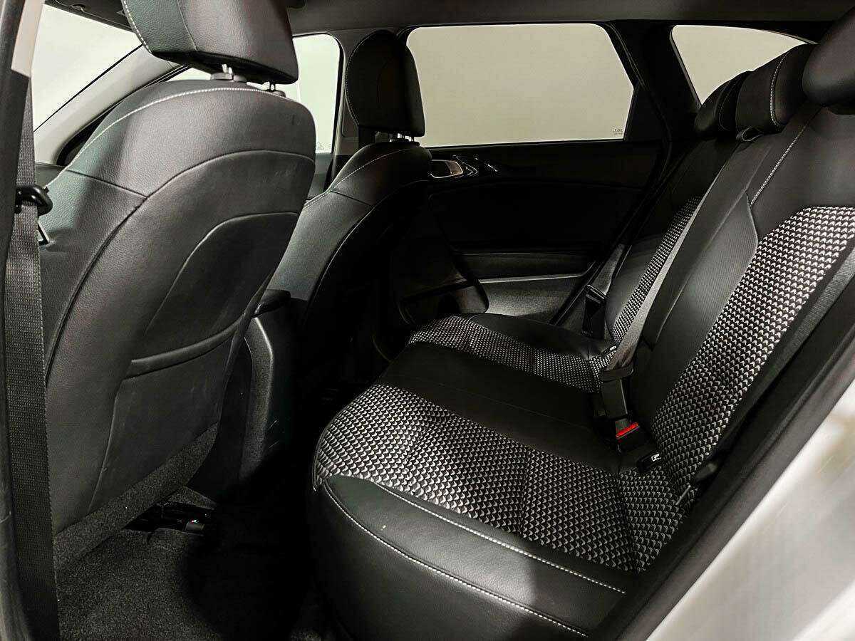Kia Ceed, 2021 Фото №8