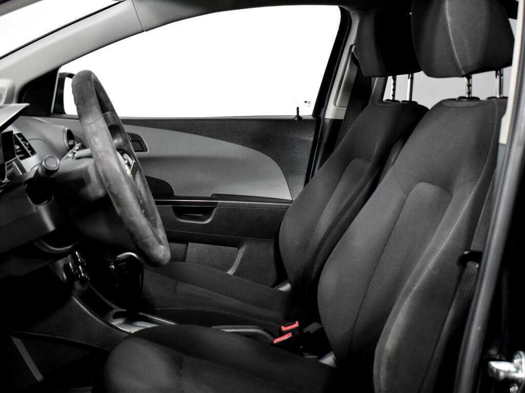 Chevrolet Aveo, 2013 Фото №11