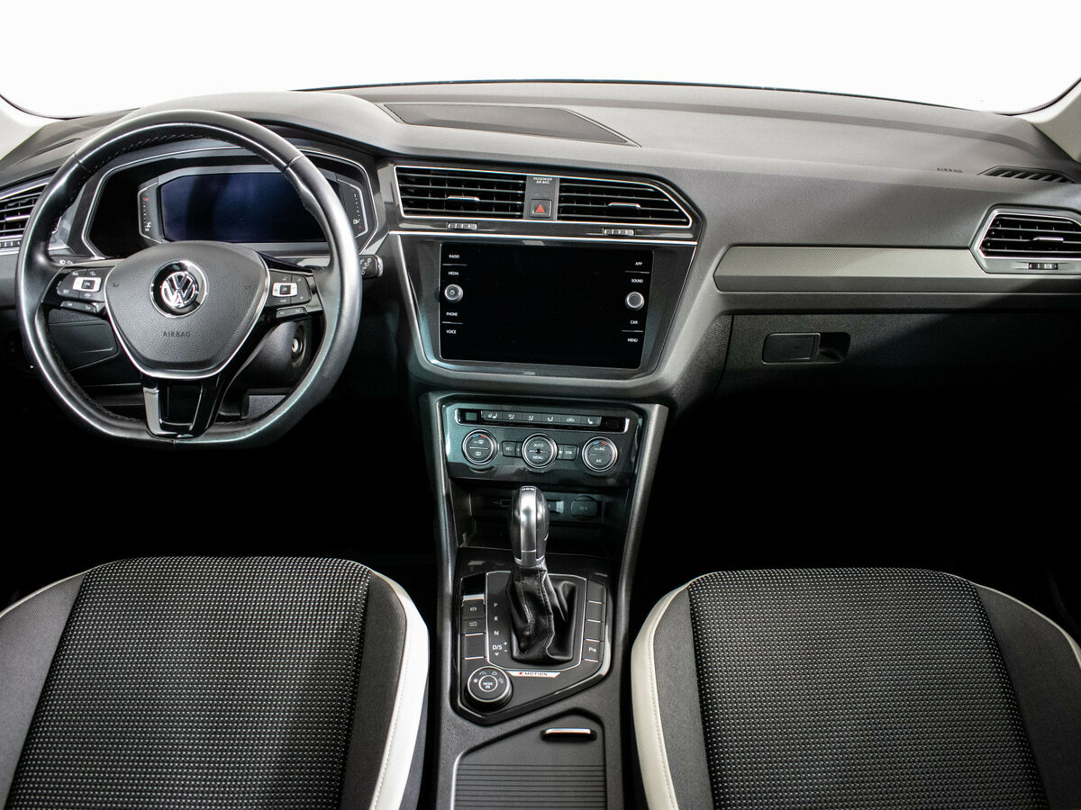 Volkswagen Tiguan II, 2019 Фото №10