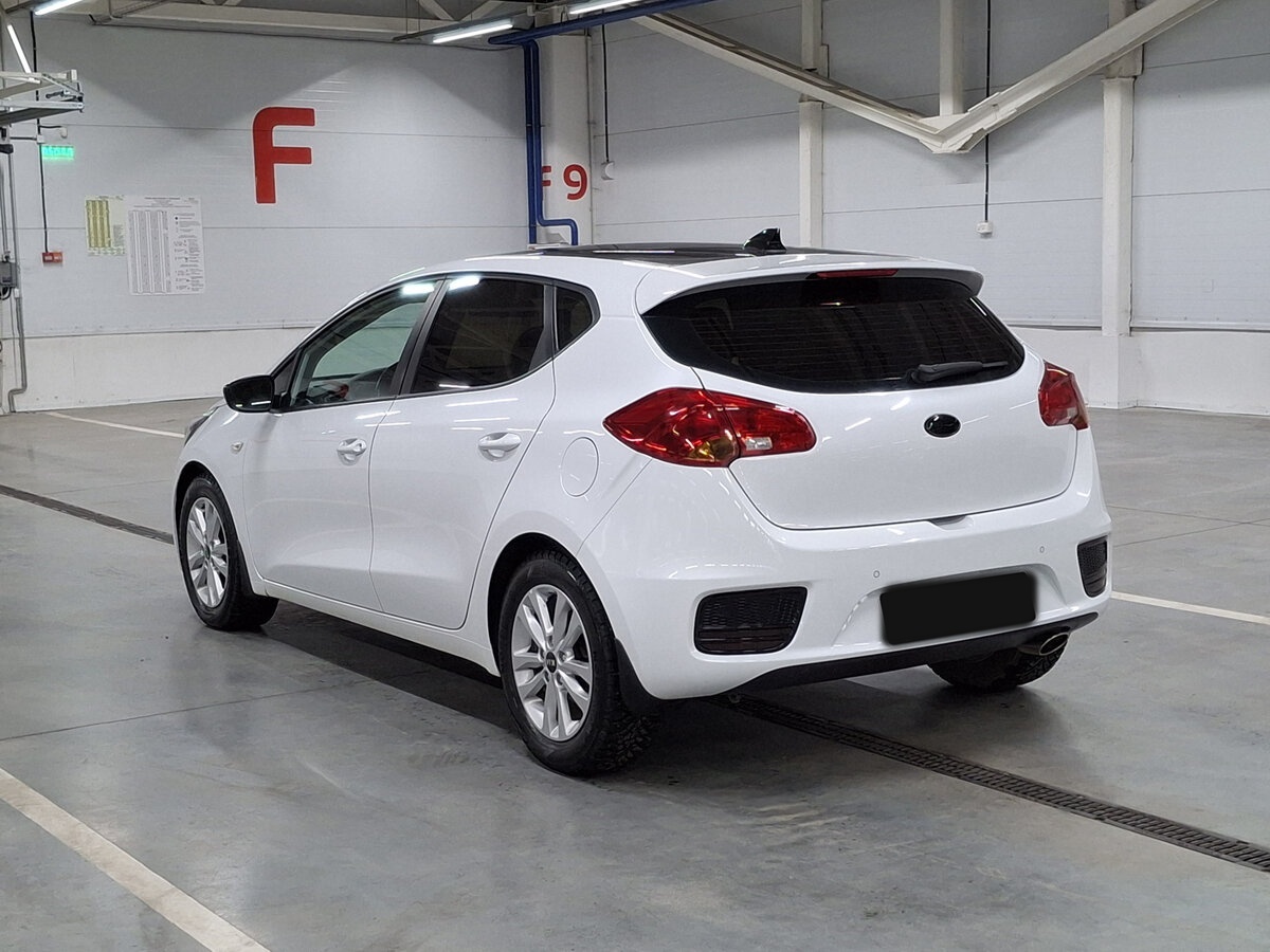 Kia Ceed II Рестайлинг, 2018 Фото №7