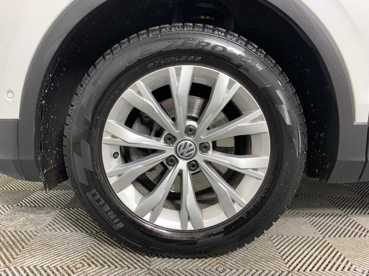 Volkswagen Tiguan, 2017 Фото №9