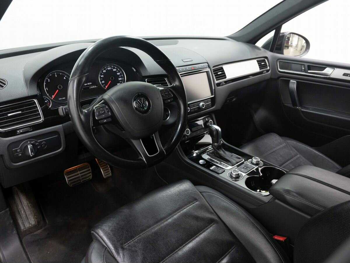 Volkswagen Touareg, 2017 Фото №7