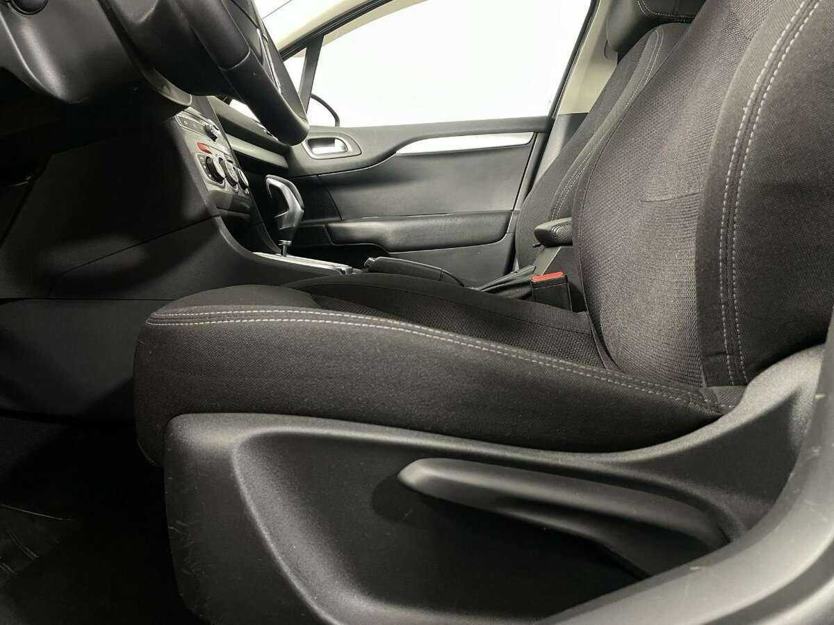 Citroen C4, 2015 Фото №9