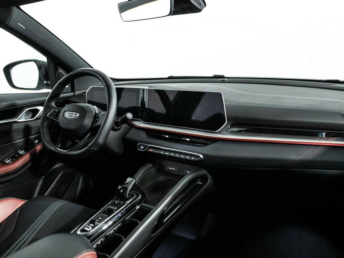 Geely Coolray, 2023 Фото №9