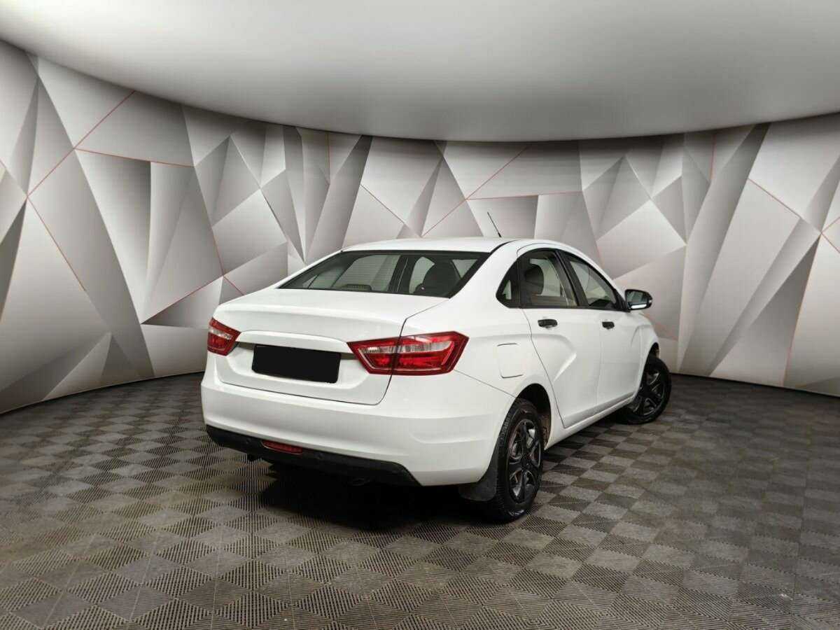 Lada (ВАЗ) Vesta, 2018 Фото №2