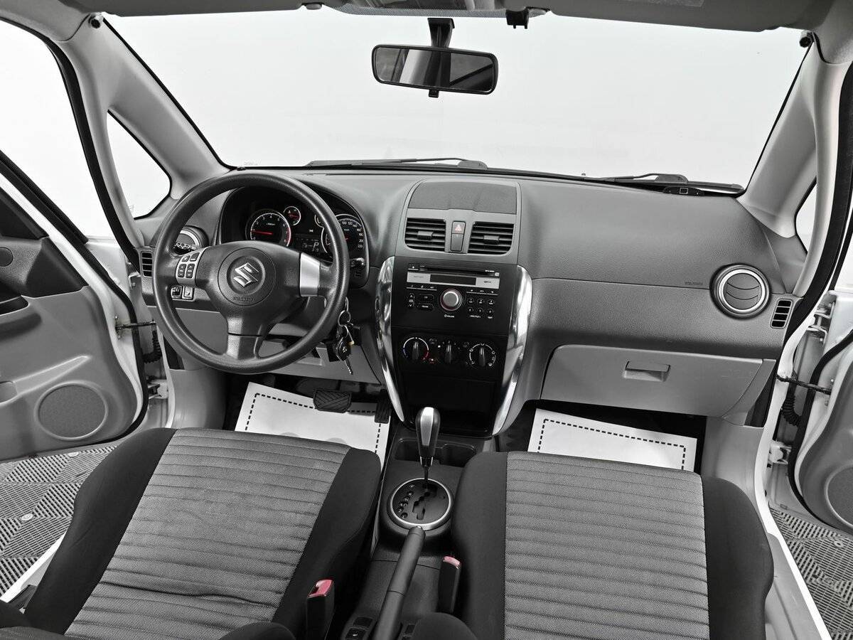 Suzuki SX4, 2013 Фото №12