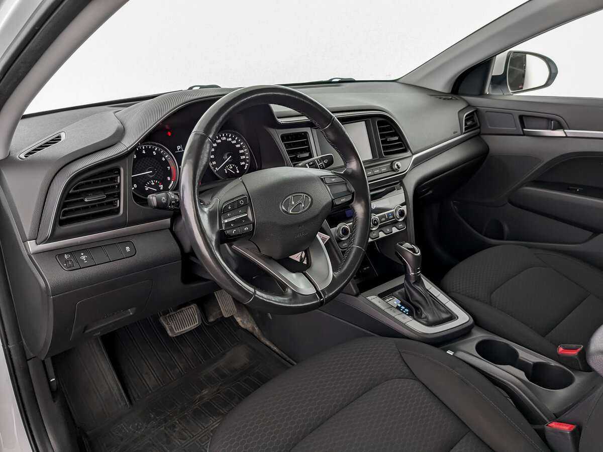 Hyundai Elantra, 2020 Фото №14