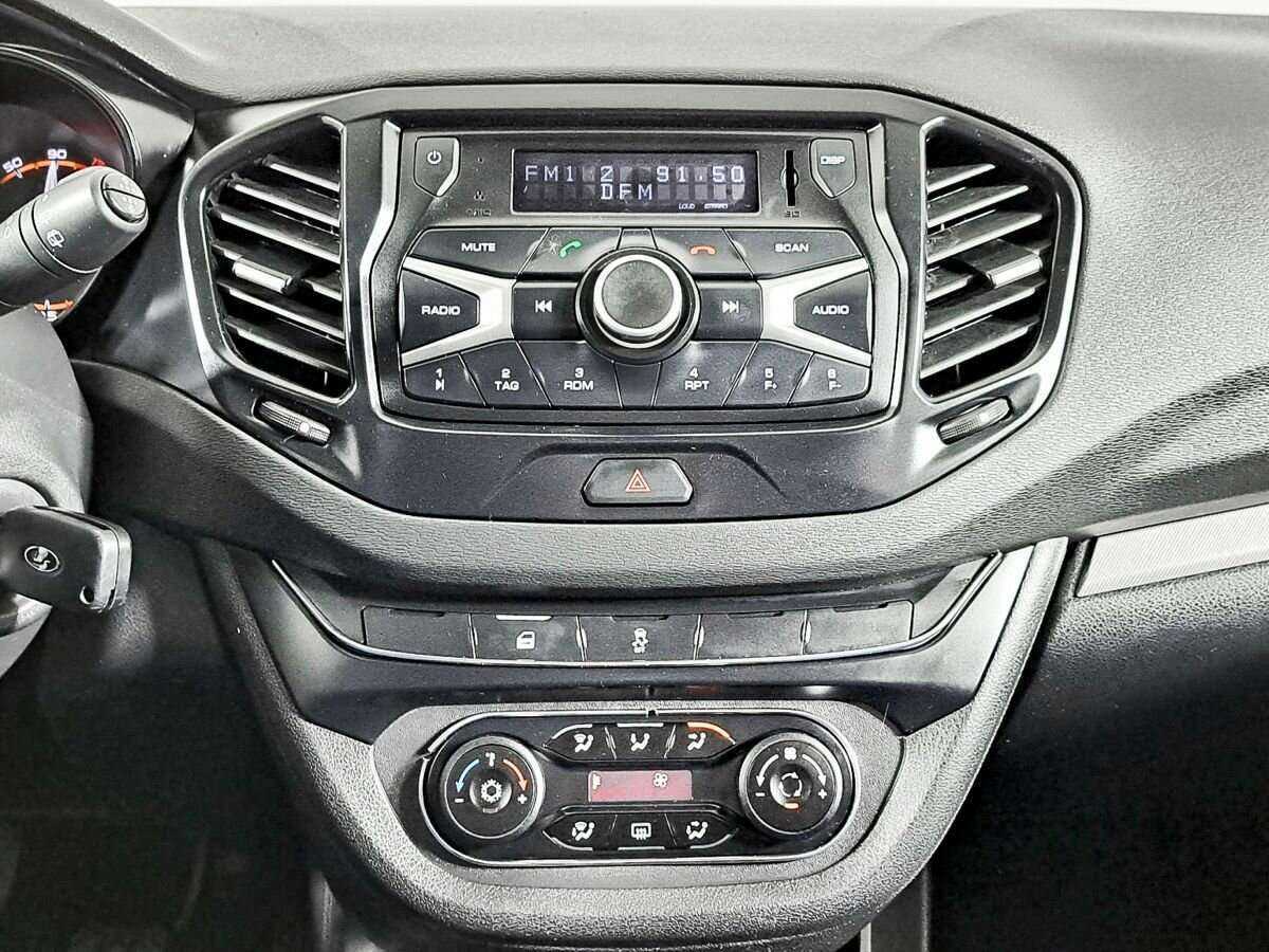 Lada (ВАЗ) Vesta SW, 2018 Фото №13