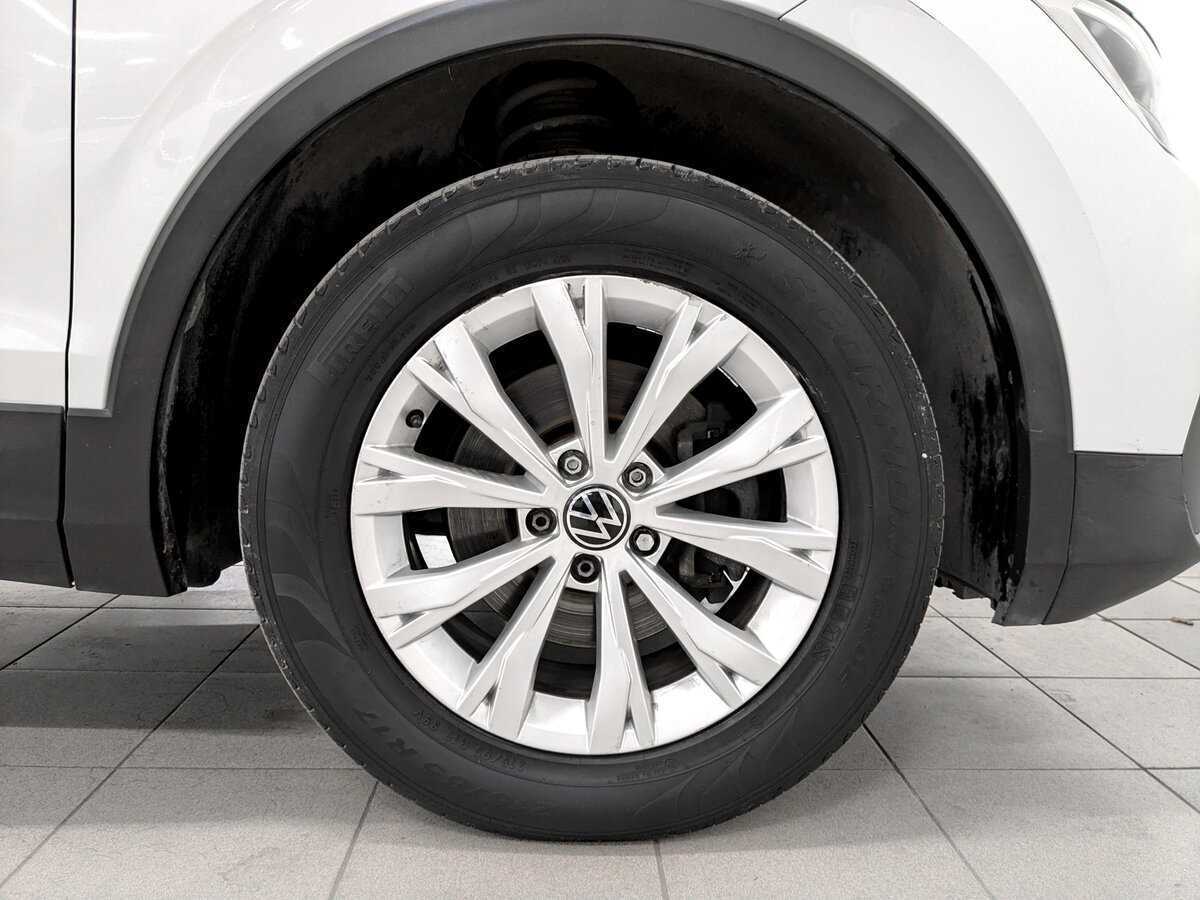 Volkswagen Tiguan, 2021 Фото №18