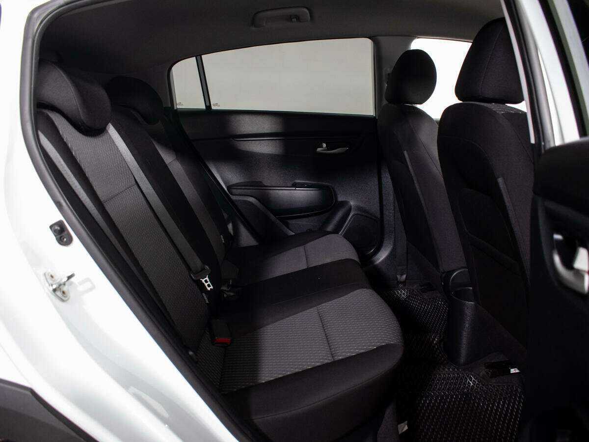 Kia Rio X-Line, 2020 Фото №10