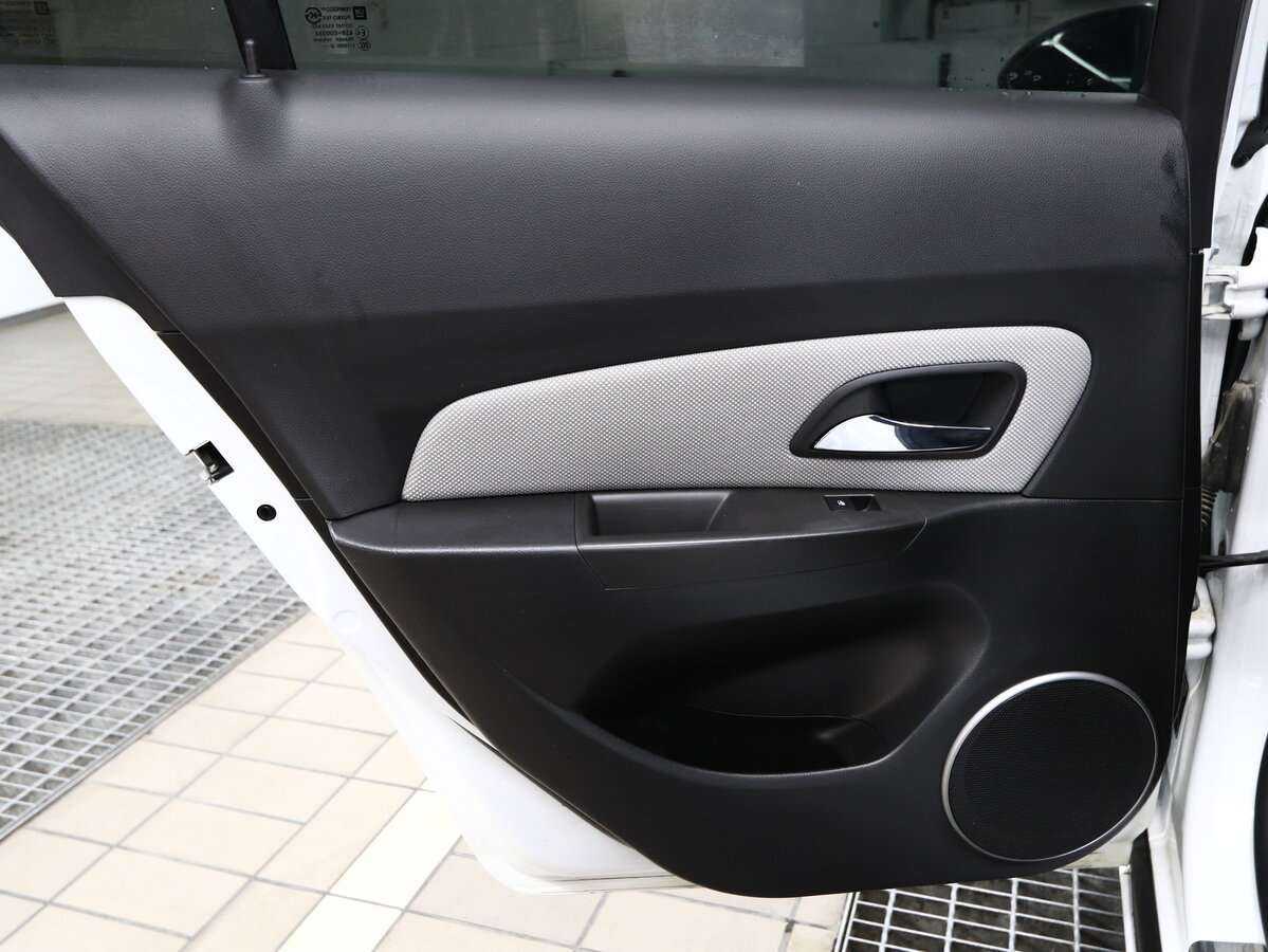 Chevrolet Cruze, 2012 Фото №9