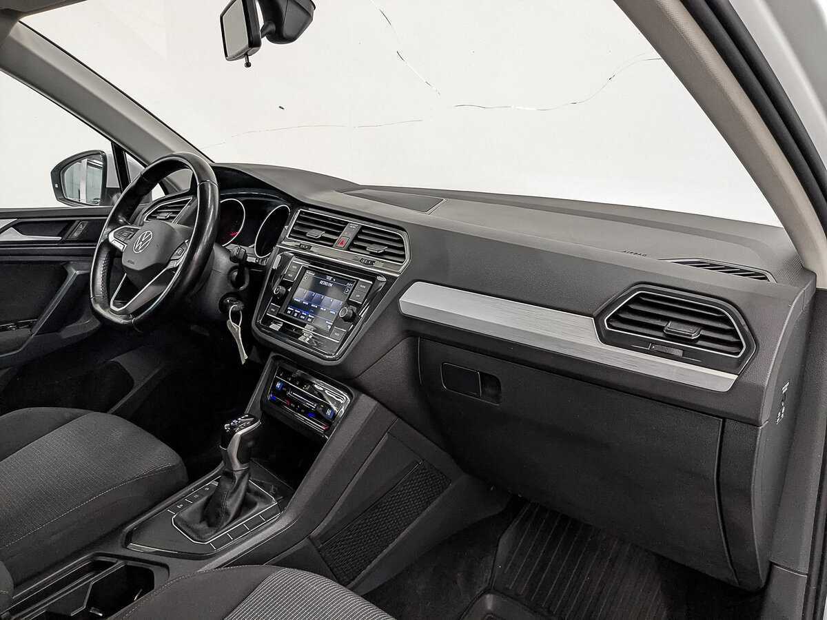 Volkswagen Tiguan, 2021 Фото №12