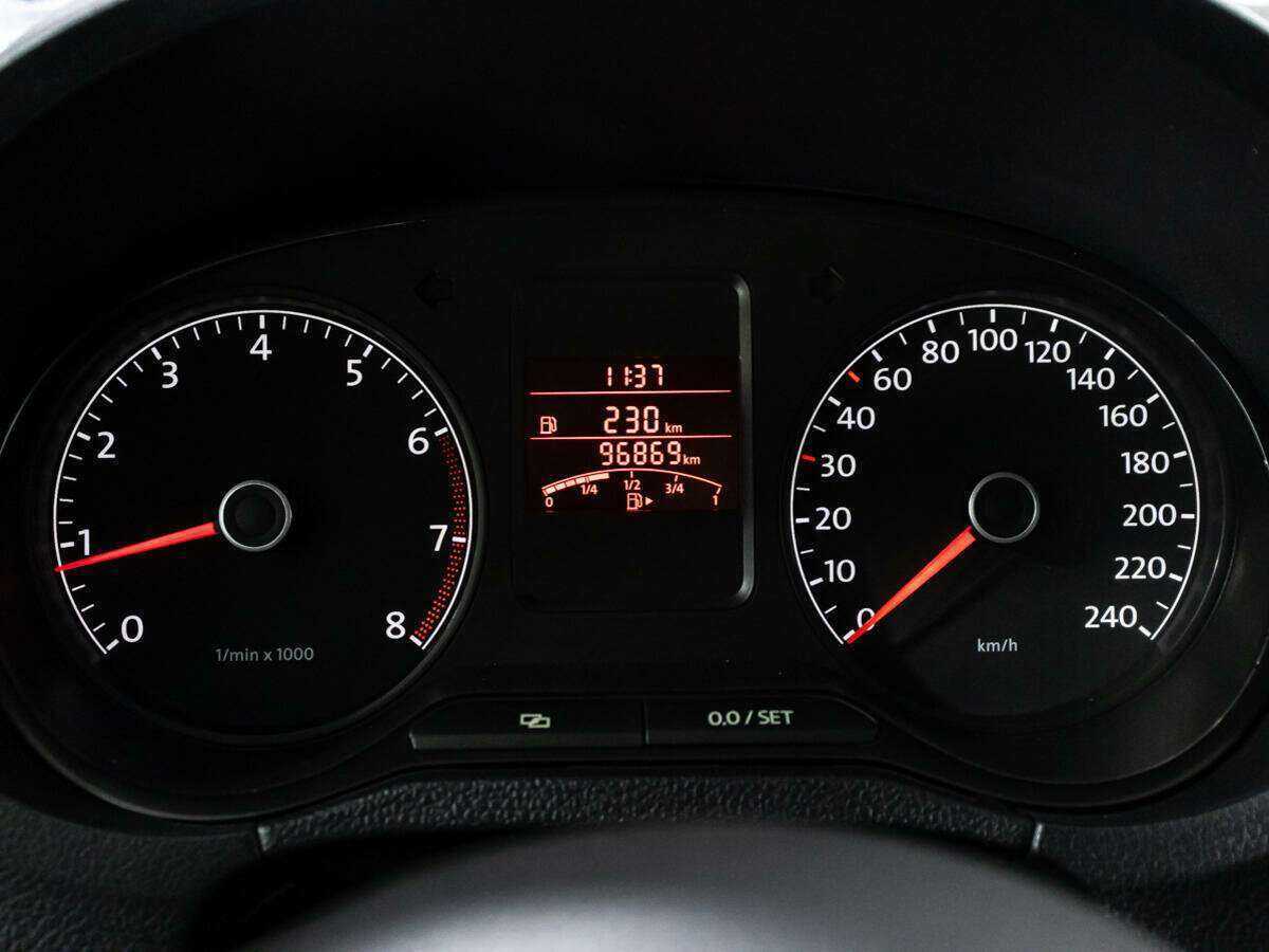 Volkswagen Polo, 2014 Фото №12