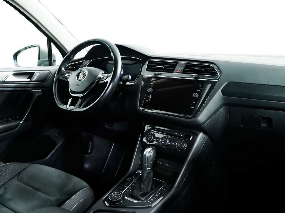 Volkswagen Tiguan, 2017 Фото №7