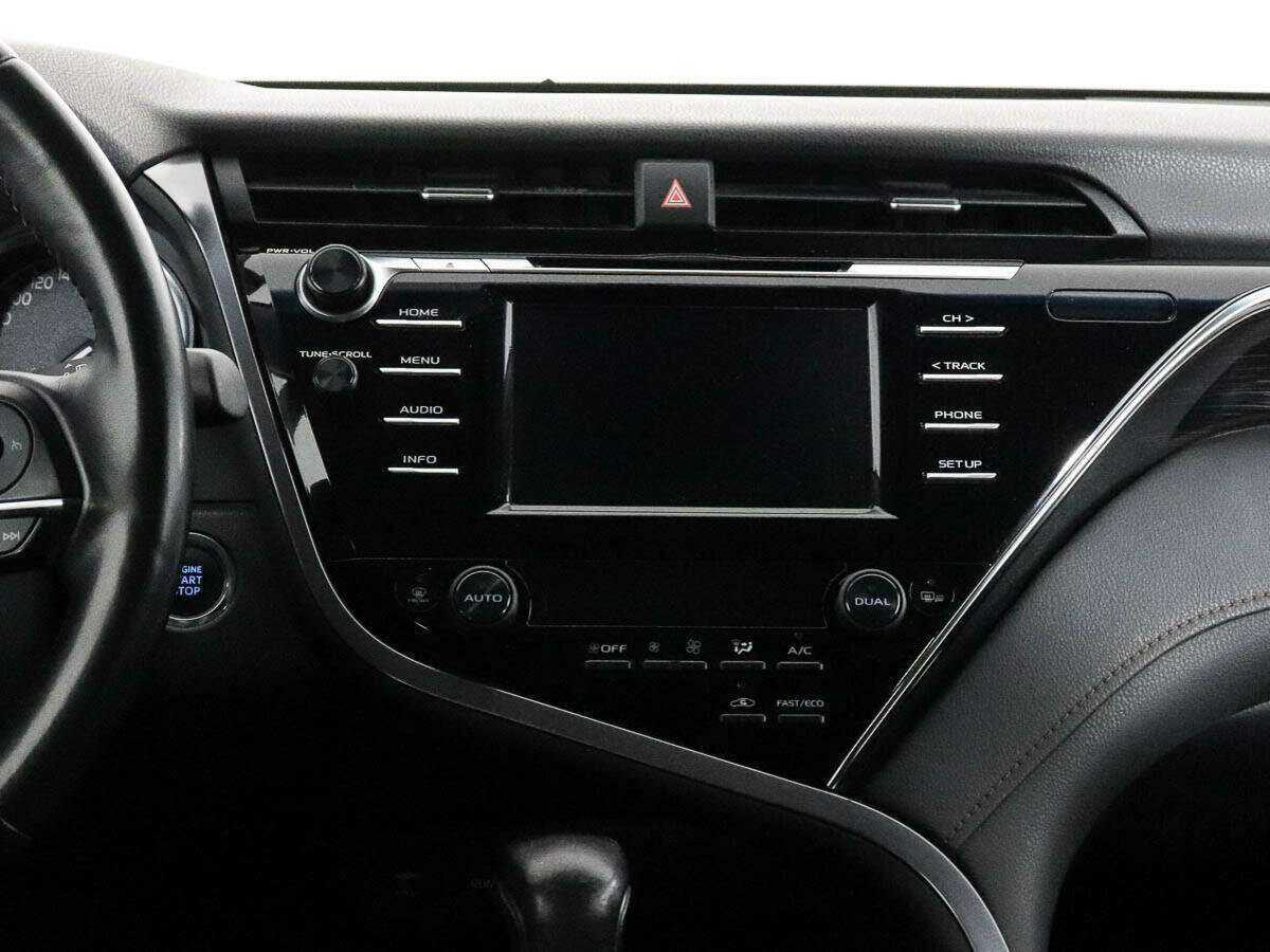 Toyota Camry, 2020 Фото №11