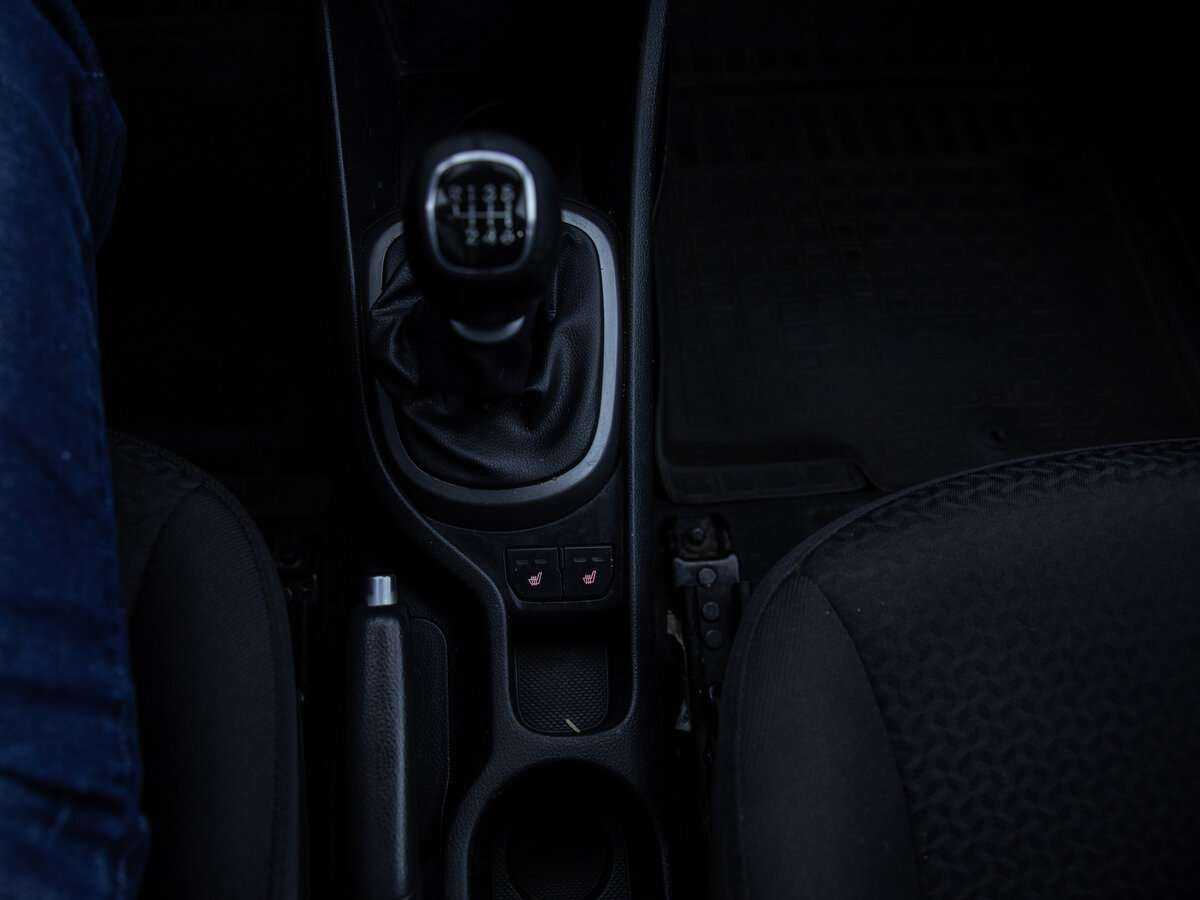 Kia Rio, 2017 Фото №19