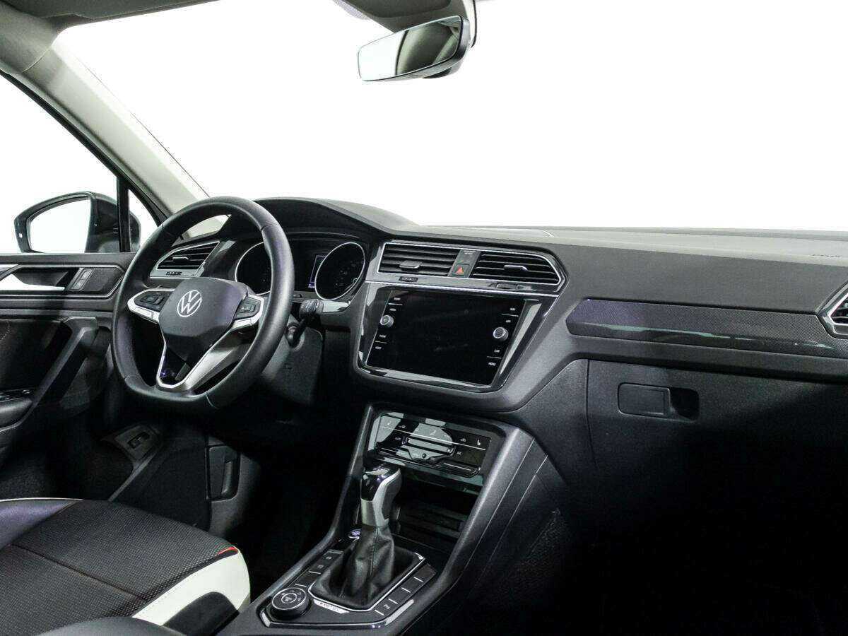 Volkswagen Tiguan, 2022 Фото №9