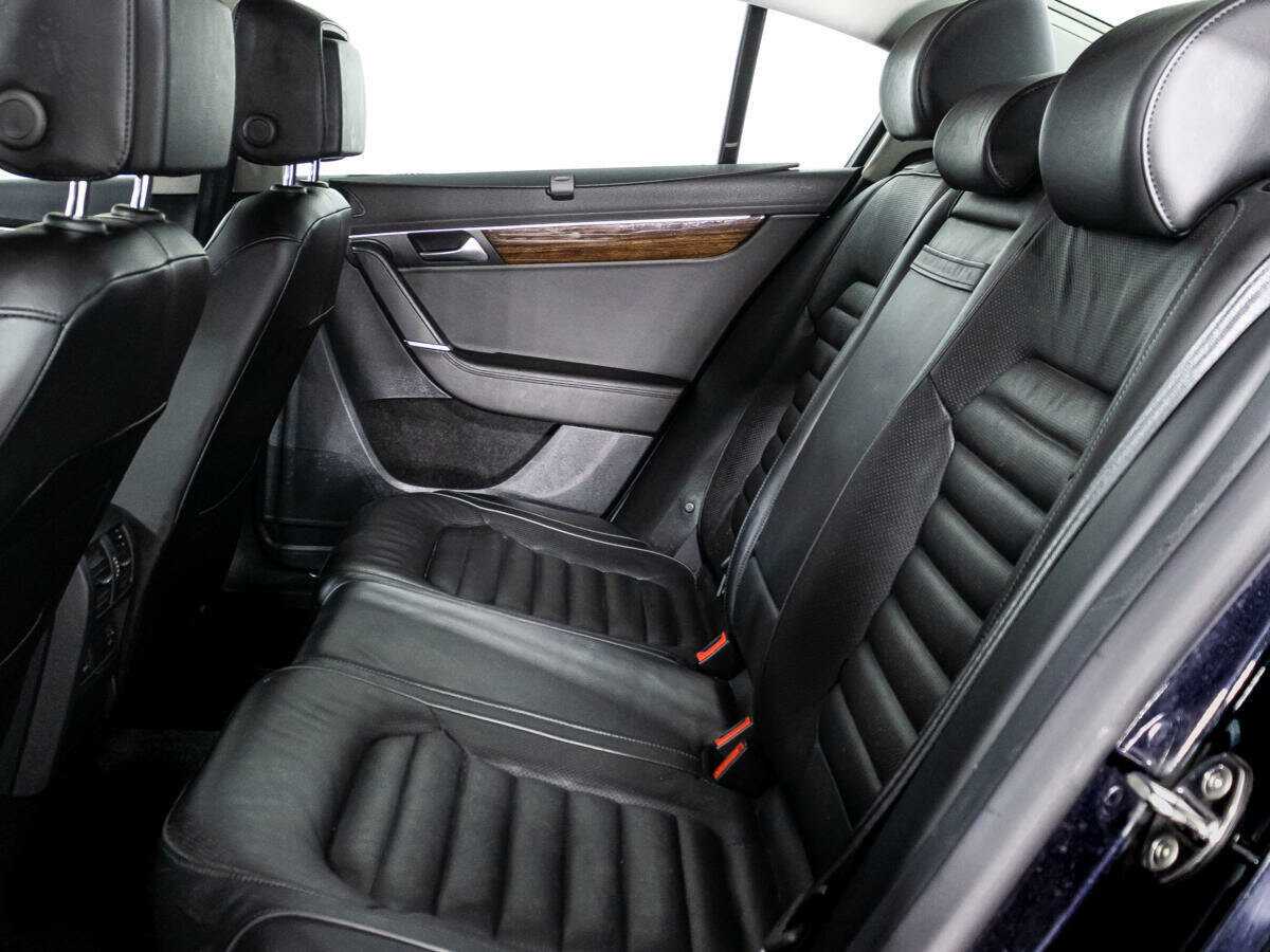 Volkswagen Passat, 2012 Фото №10