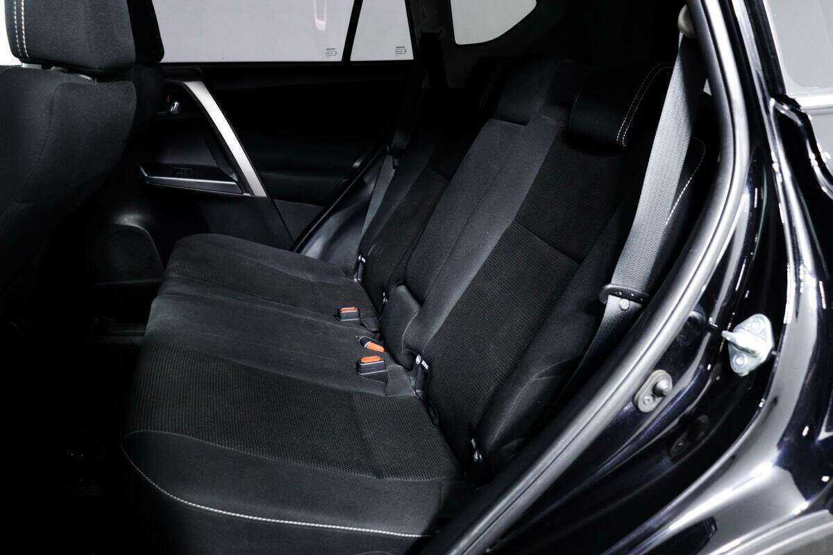 Toyota RAV4, 2019 Фото №11